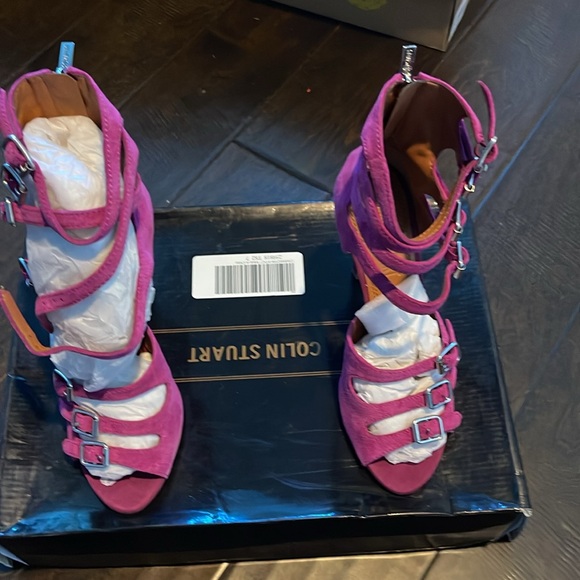 New Colin Stuart Fuschia Suede Size 7 Stiletto Sandal. - Picture 4 of 5